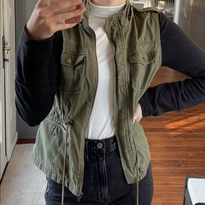 Green vest sweatshirt